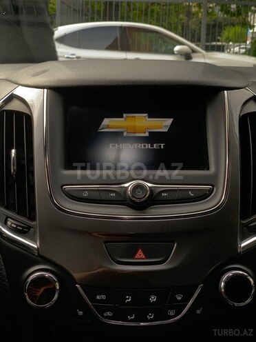 Chevrolet Cruze-5
