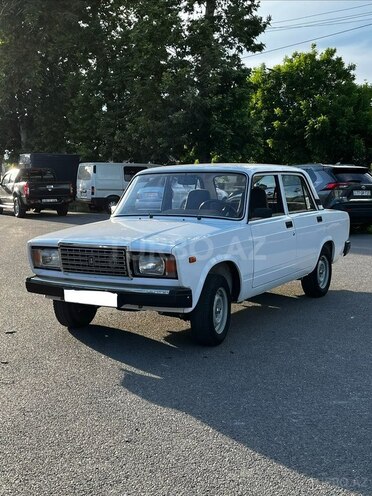 LADA (VAZ) 2107-5