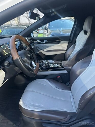 BYD Qin Plus-6