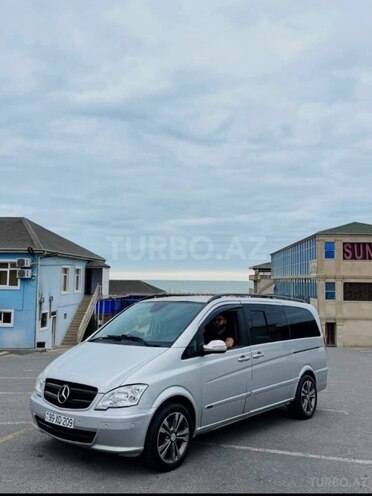 Mercedes Viano-2