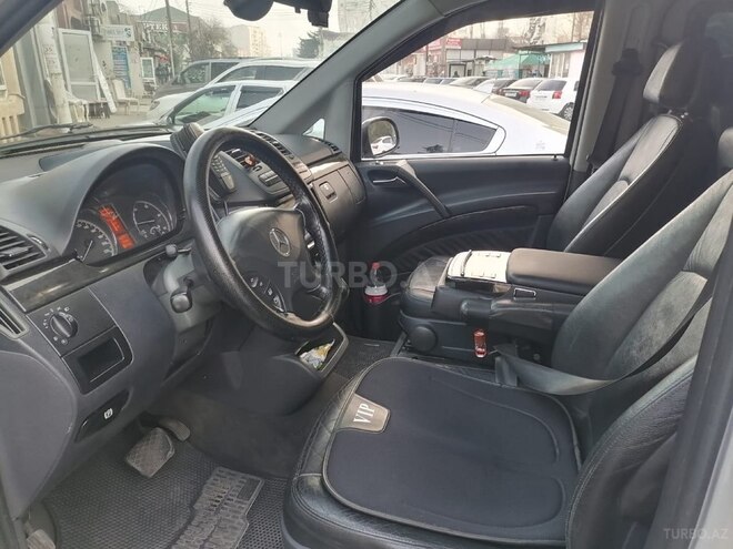 Mercedes Viano-8