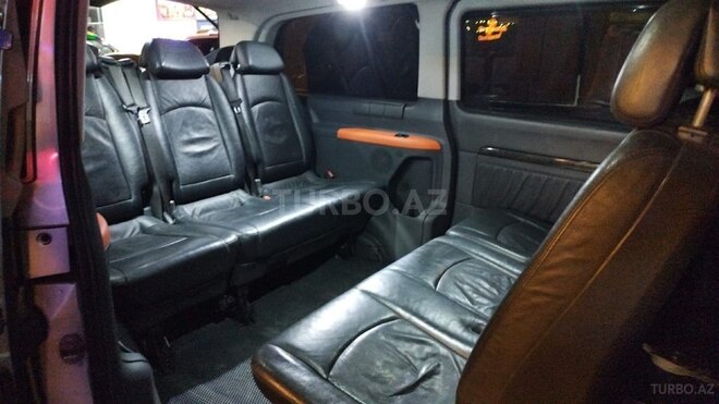 Mercedes Viano-5
