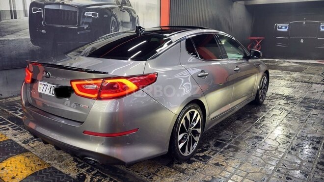 Kia Optima-5