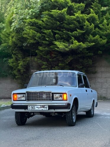 LADA (VAZ) 2107-1