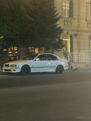 BMW 525-8