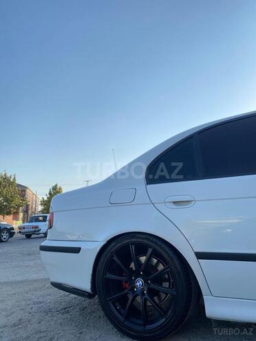 BMW 525-10