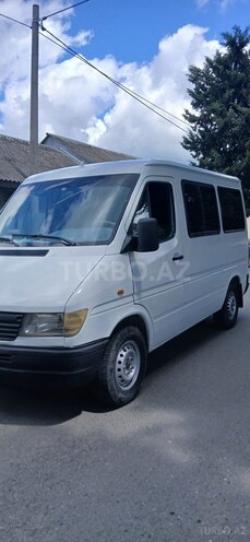 Mercedes Sprinter 208-11