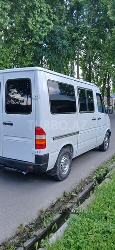 Mercedes Sprinter 208-2