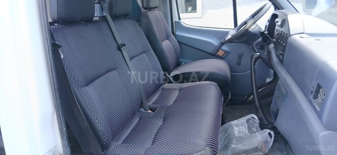 Mercedes Sprinter 208-6