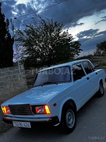 LADA (VAZ) 2107-5