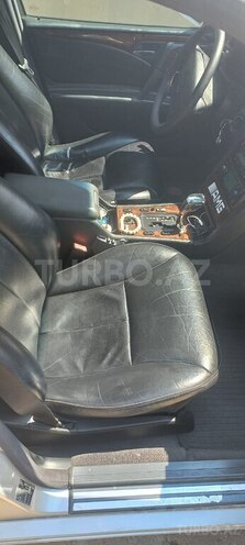 Mercedes E 280 4MATIC-6