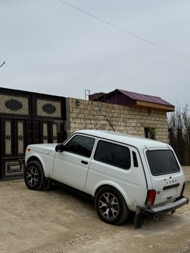LADA (VAZ) Niva-2