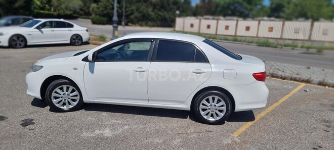 Toyota Corolla-4