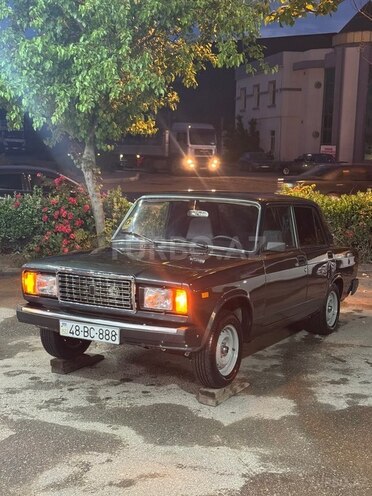 LADA (VAZ) 2107-4