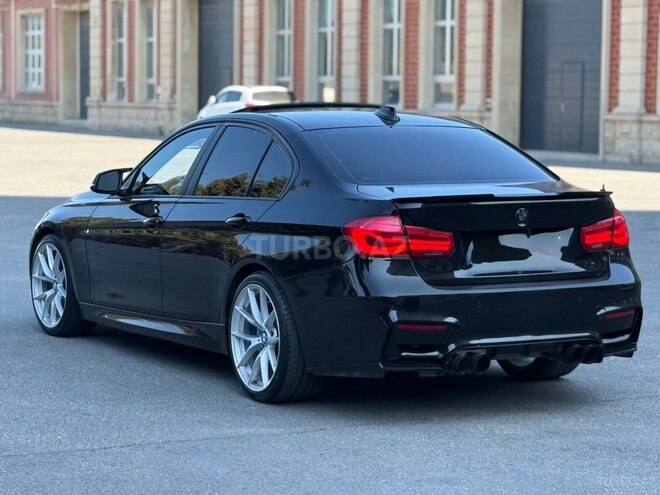 BMW 330-9