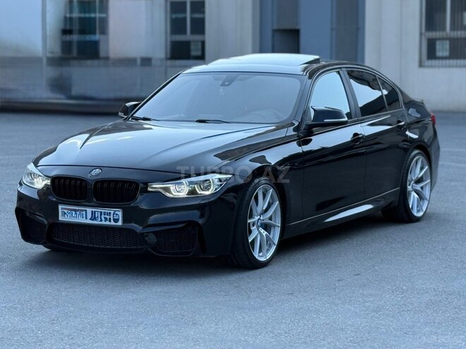 BMW 330-2