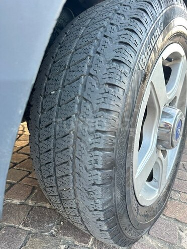 Ford Transit-3