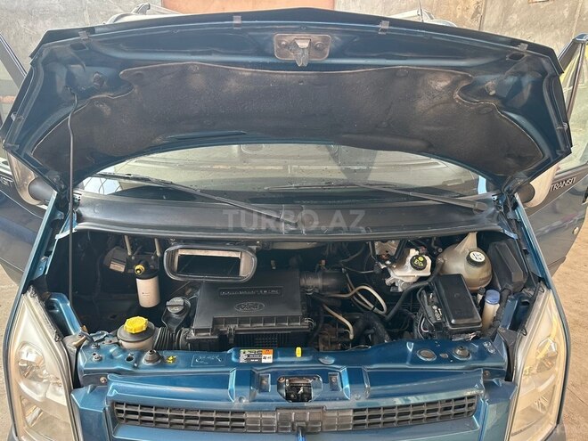 Ford Transit-18
