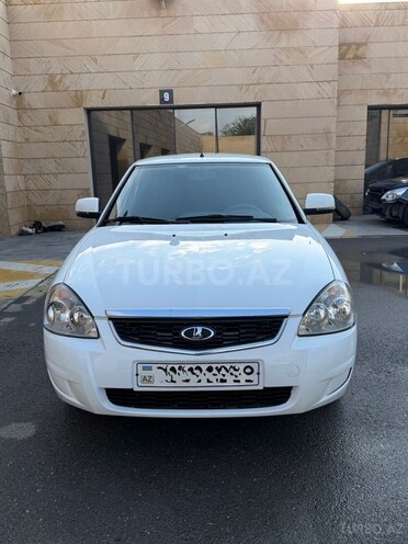 LADA (VAZ) Priora-1