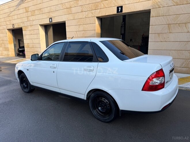 LADA (VAZ) Priora-5
