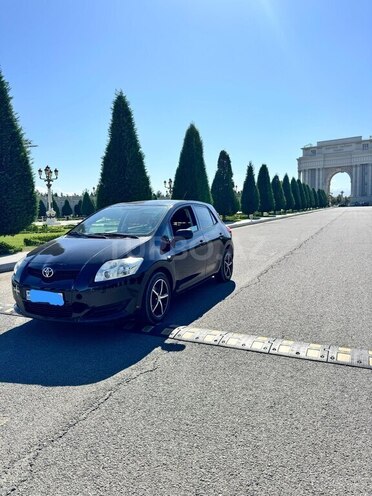 Toyota Auris-3