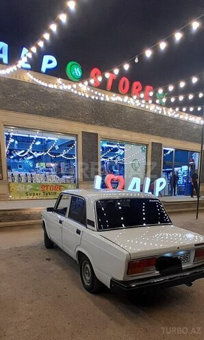 LADA (VAZ) 2107-4