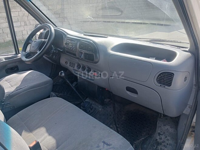 Ford Transit-7