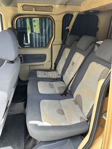 Ford Tourneo Connect-6