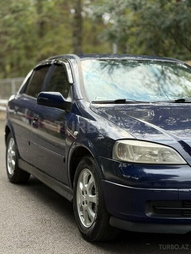 Opel Astra-2