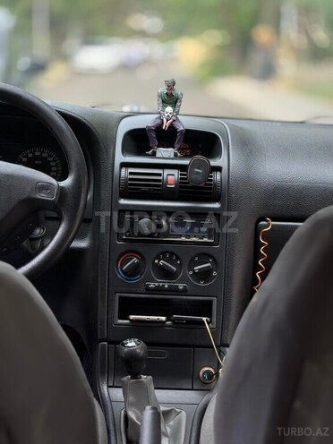 Opel Astra-9