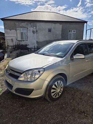 Opel Astra-2