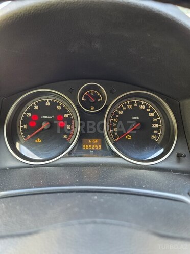 Opel Astra-10