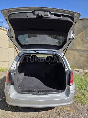 Opel Astra-12