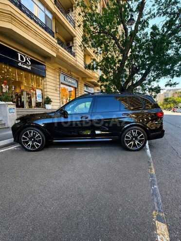 BMW X7-5