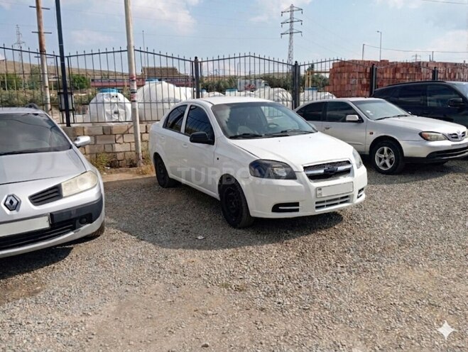 Chevrolet Aveo-2