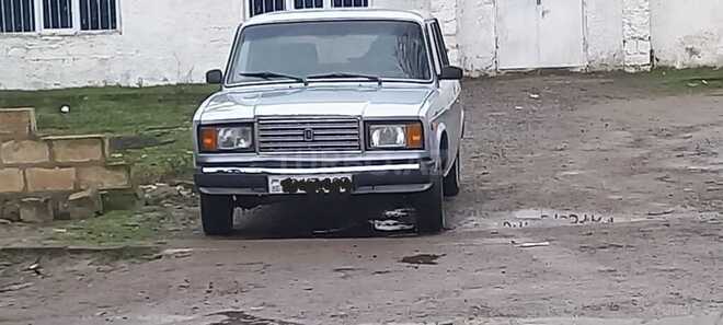 LADA (VAZ) 2107-1