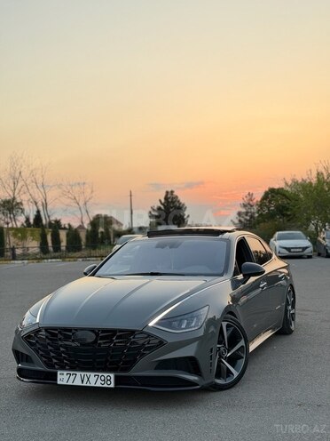 Hyundai Sonata-2