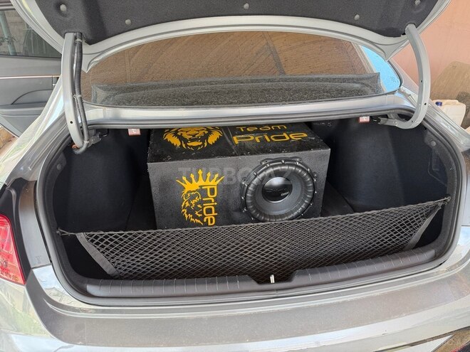 Hyundai Sonata-6
