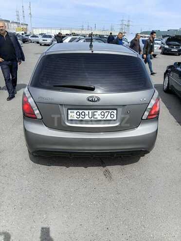 Kia Rio-2