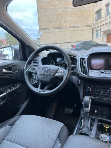 Ford Escape-11