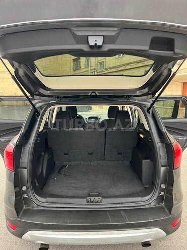 Ford Escape-14