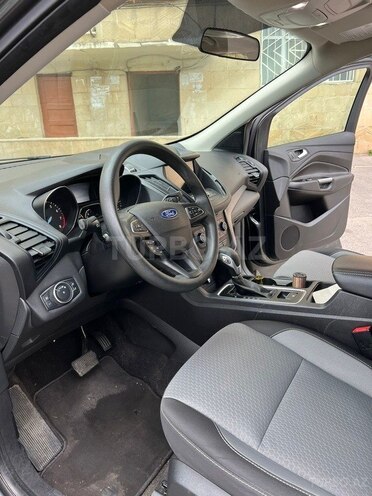 Ford Escape-7