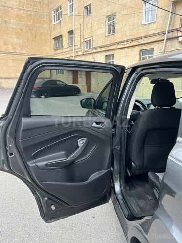 Ford Escape-12