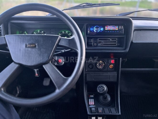 LADA (VAZ) 2107-5