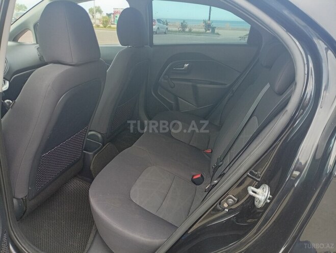Kia Rio-9