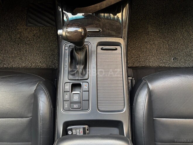 Kia Sorento-16