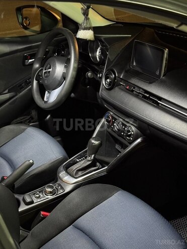 Toyota Yaris iA-17