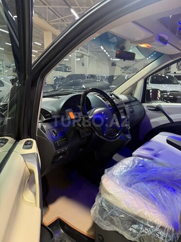 Mercedes Vito 115 CDI-11