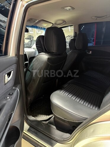Hyundai Tucson-15