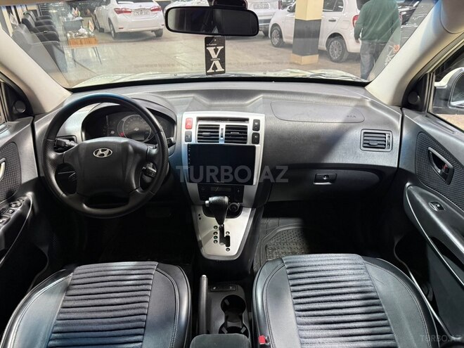 Hyundai Tucson-13